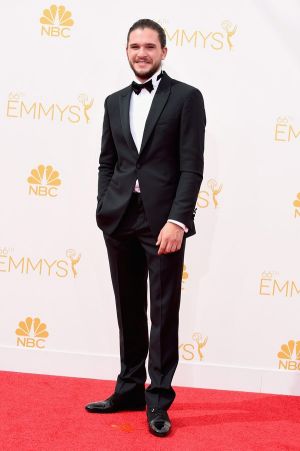 Kit Harington - Emmys 2014 red carpet photos.jpg